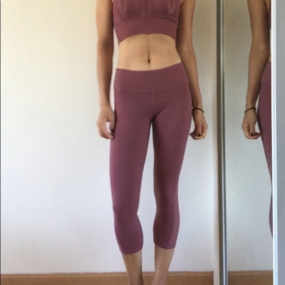 Alo Capri leggings